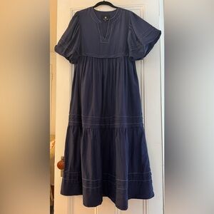 Seema Kahai Size: XS Navy Blue Tiered Dress Short Puff Sleeve +White Stitching👗